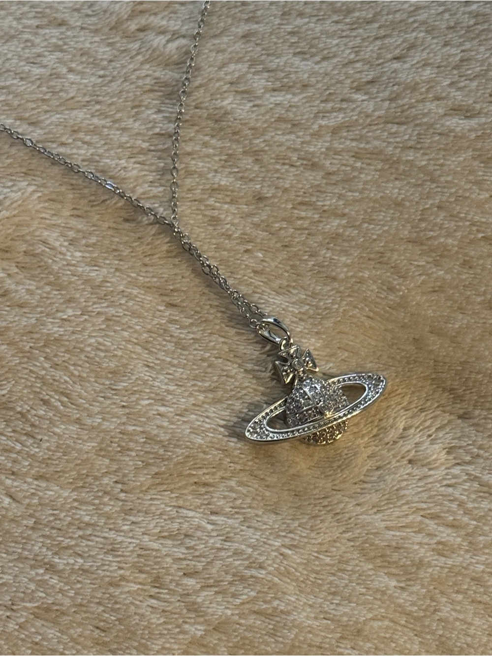 Vivienne Westwood STYLE Stainless Steel Crystal Orb Pendant Necklace Silver